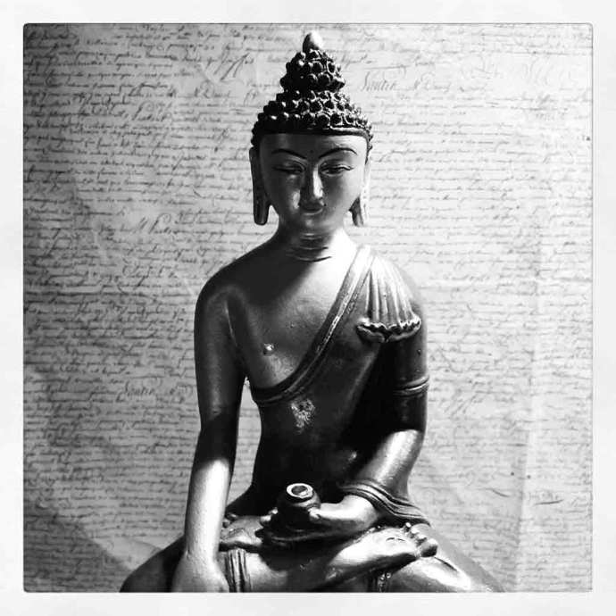 instagram monotone buddha