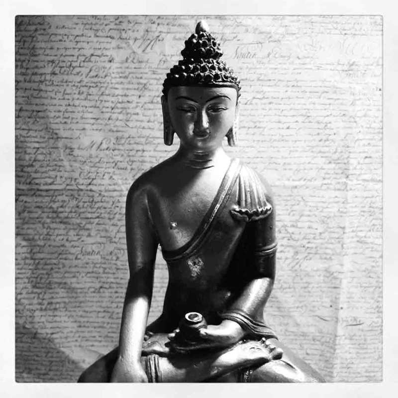instagram monotone buddha