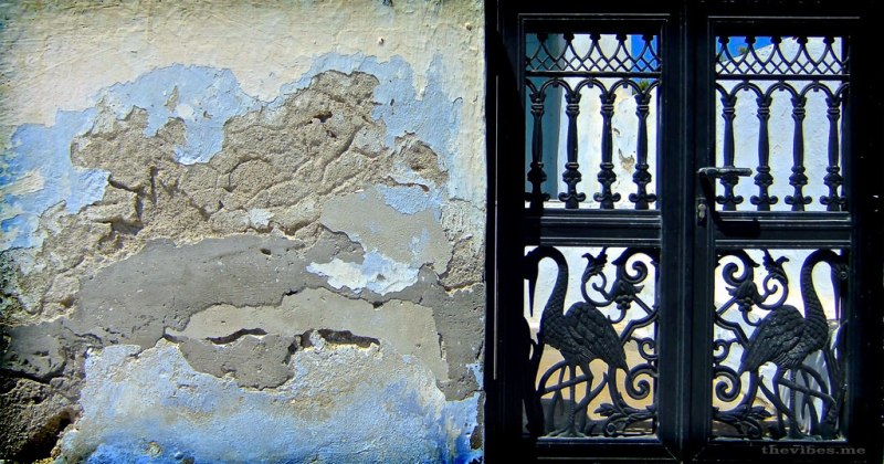 iron gates santorini greece